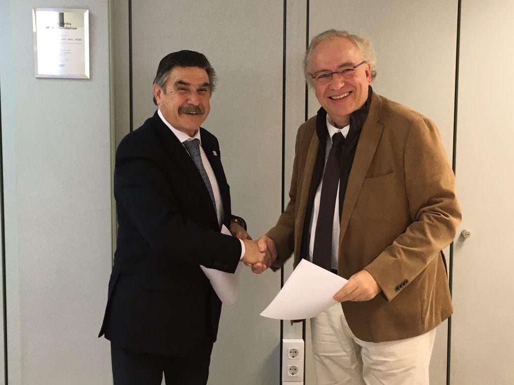 SEMERGEN y OAFI firman un convenio marco de colaboración para promover la investigación sobre artrosis en Atención Primaria