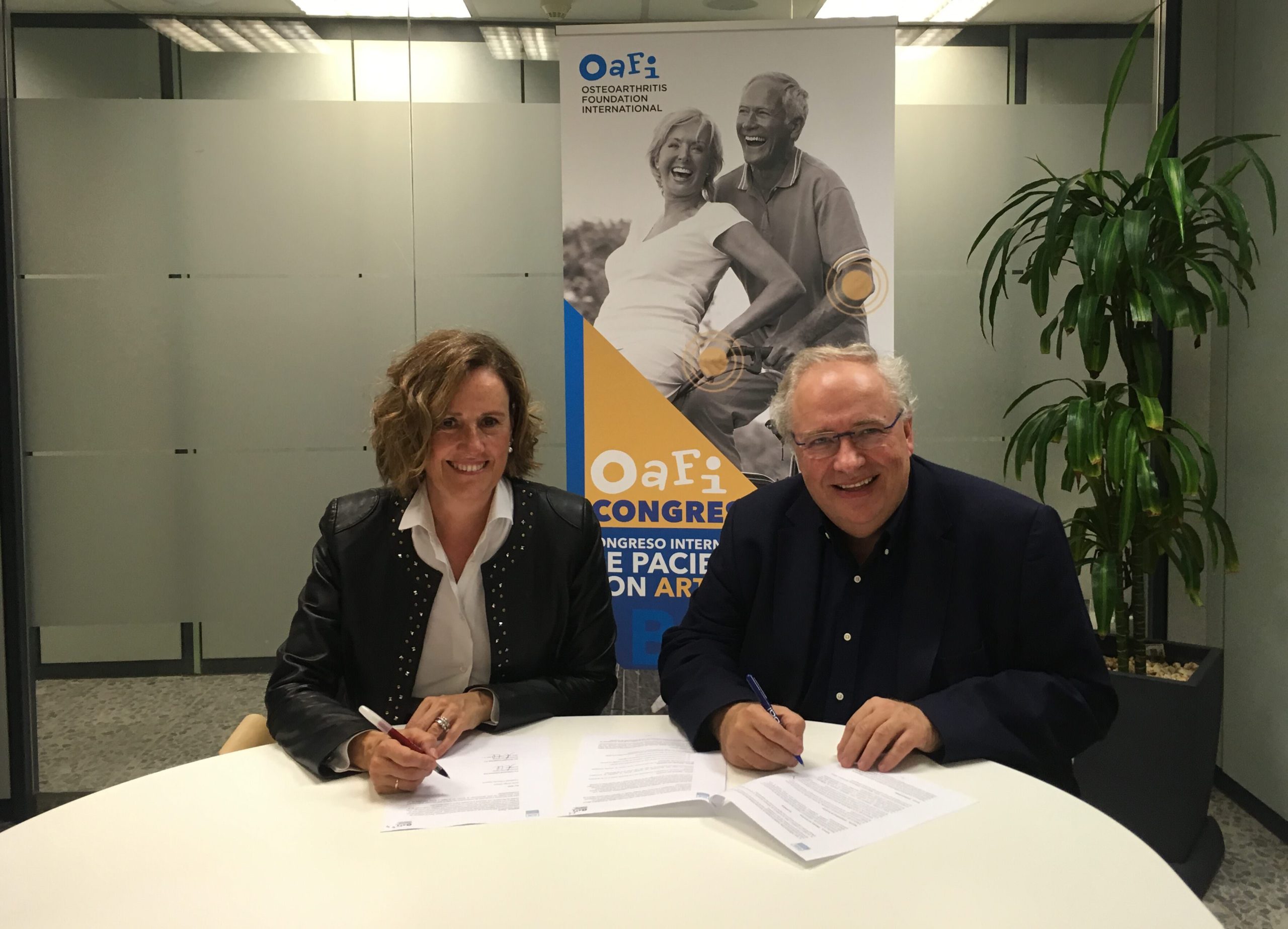 La cadena de clubs deportivos DiR y la Fundación OAFI colaboran para fomentar la práctica del deporte de forma saludable